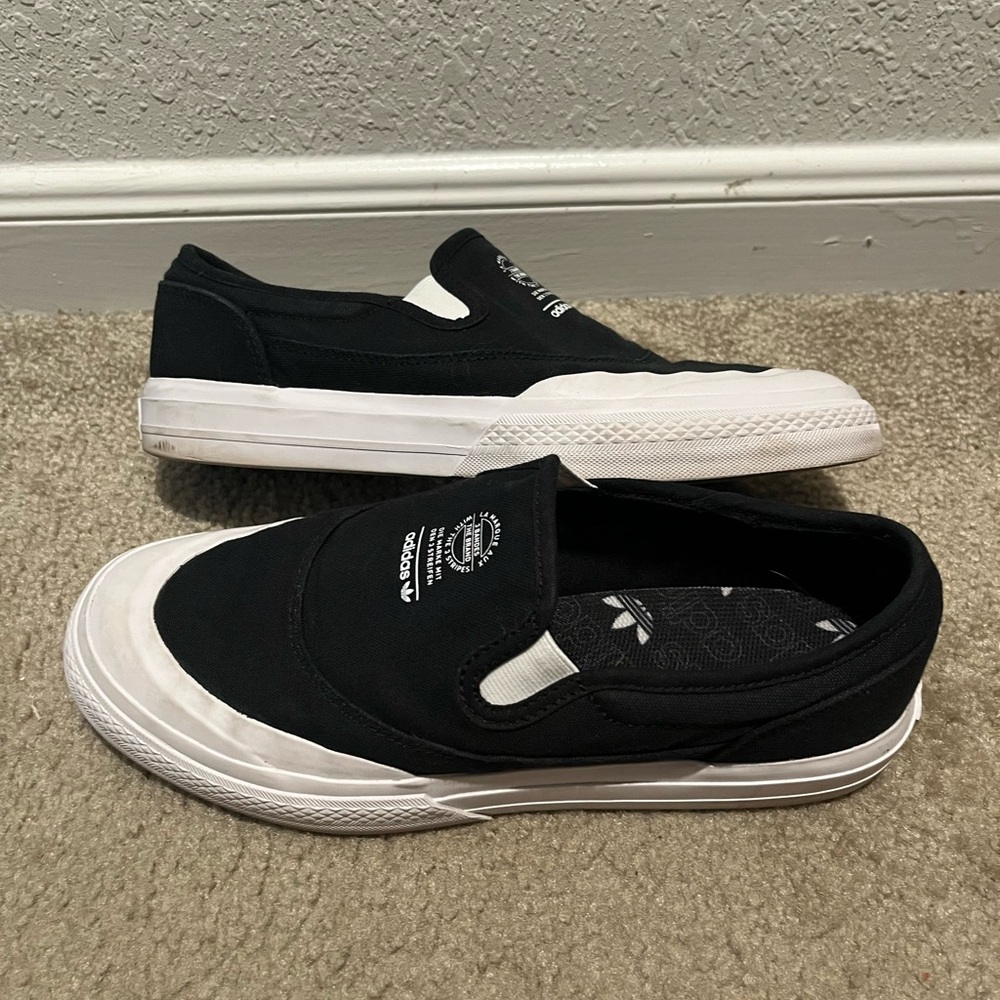 Adidas Nizza Slip Men’s 8.5